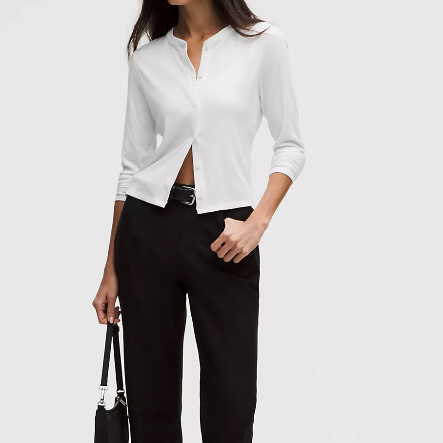Taillenlanger schmal geschnittener Cardigan aus atmungsaktiver Mikrorippenware mit vierfacher Dehnbarkeit