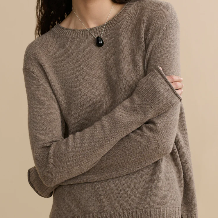 Leichter gestrickter Langarm‑Pullover zum bequemen täglichen Tragen und vielseitigen Schichten